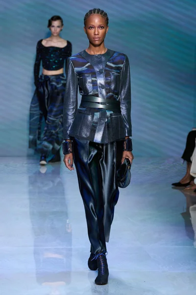 Look 26